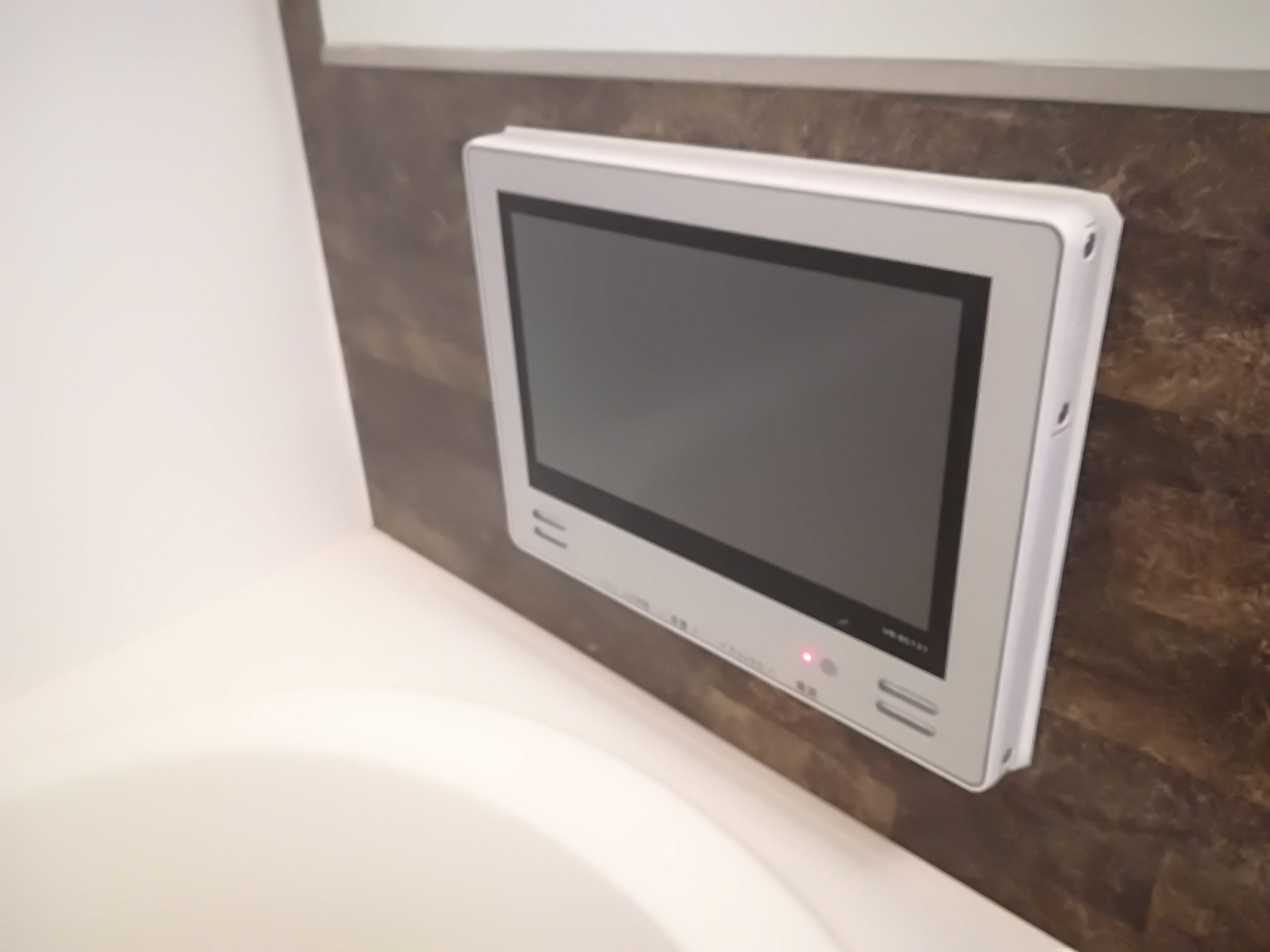 マンションオプション浴室テレビが４４万なので代替品を探した結果 元賃貸派が比較 30代夫婦のマンション購入ブログ